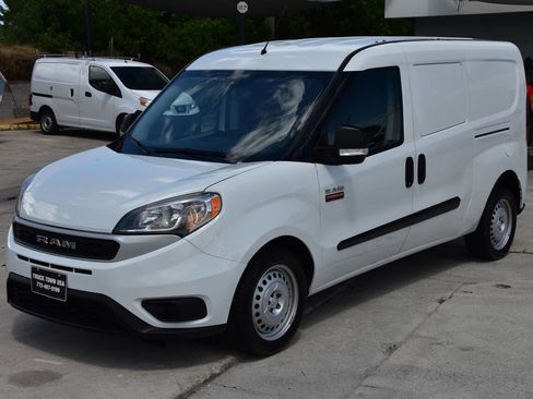 Used 2022 RAM ProMaster City Tradesman image 3