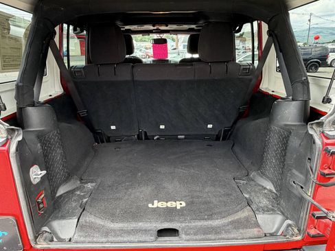 Used 2013 Jeep Wrangler Unlimited Sport AWD/4WD image 15