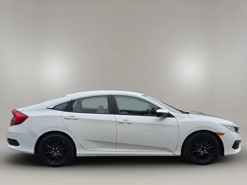 Used 2018 Honda Civic LX image 4