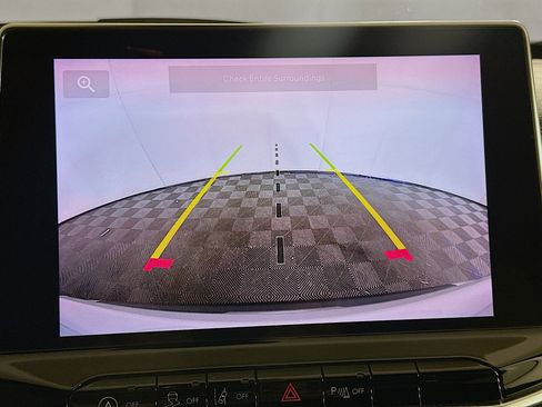 Used 2025 Jeep Compass Limited image 22