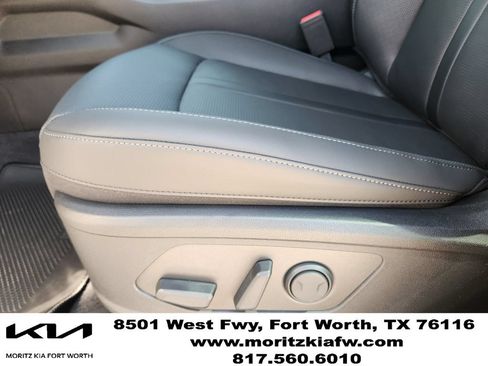 New 2026 Kia Sorento S FWD image 17