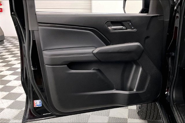 Used 2024 GMC Canyon Elevation w/ Convenience Package AWD/4WD image 20