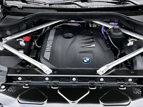 New 2027 BMW X7 xDrive40i w/ Executive Package AWD/4WD image 16