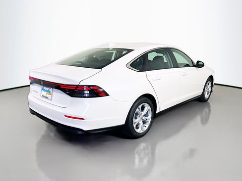 New 2026 Honda Accord LX image 7