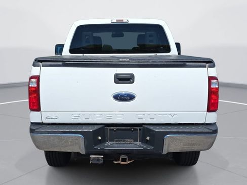 Used 2015 Ford F250 XLT w/ Snow Plow Prep Package AWD/4WD image 5