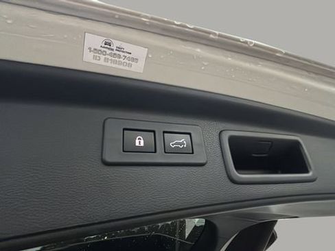 Used 2019 Subaru Forester Premium image 38