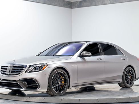 Used 2018 Mercedes-Benz S 63 AMG S 4MATIC Sedan image 2