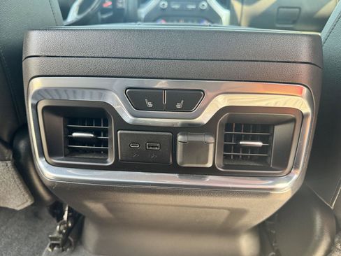 Certified 2020 Chevrolet Silverado 1500 LTZ w/ LTZ Premium Package AWD/4WD image 18