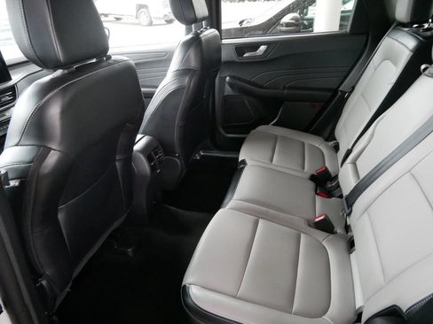 Certified 2023 Ford Escape Platinum AWD/4WD image 14