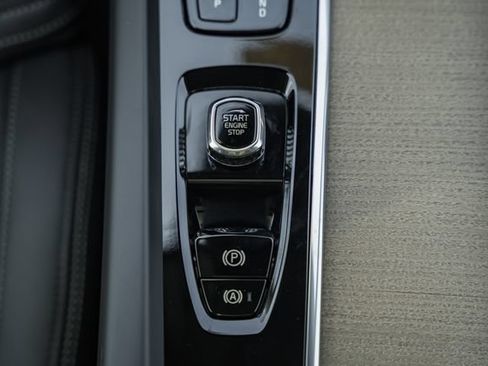 New 2026 Volvo XC60 T8 Ultra w/ Protection Package Premier AWD/4WD image 26