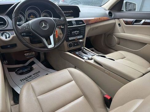 Used 2014 Mercedes-Benz C 300 4MATIC Sedan image 31