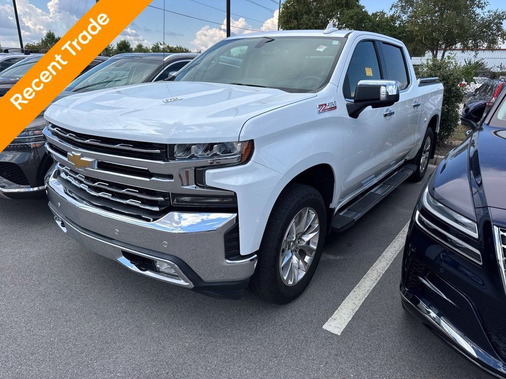 Used 2022 Chevrolet Silverado 1500 LTZ AWD/4WD image 1