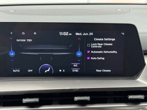 Used 2024 Kia Telluride S w/ S Sunroof Package FWD image 27