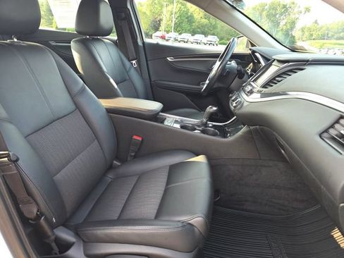 Used 2020 Chevrolet Impala LT w/ LT Convenience Package FWD image 21