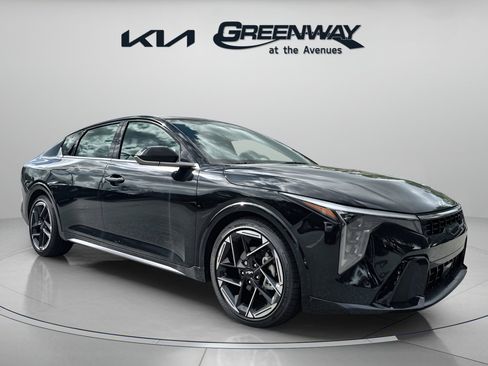 Used 2025 Kia K4 GT-Line w/ GT-Line Premium Package FWD image 1