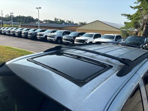 Used 2004 Chevrolet TrailBlazer LT AWD/4WD image 9