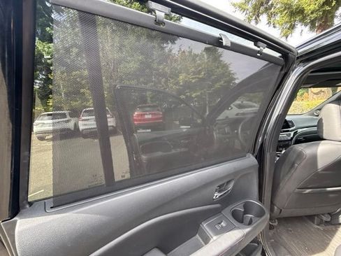 Used 2022 Honda Pilot Black Edition image 12