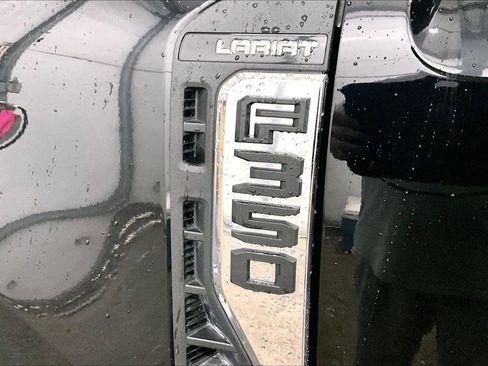Used 2023 Ford F350 Lariat w/ Lariat Ultimate Package image 13
