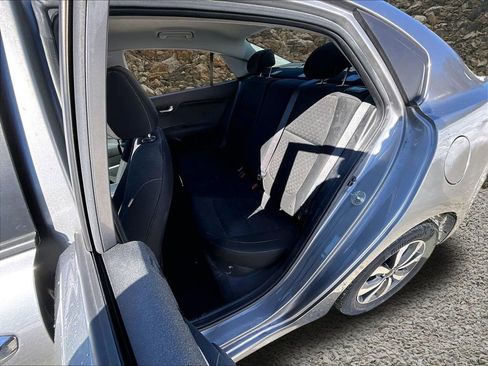 Used 2023 Kia Rio S w/ Technology Package image 17