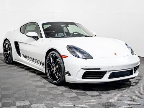 Certified 2024 Porsche 718 Cayman RWD image 7
