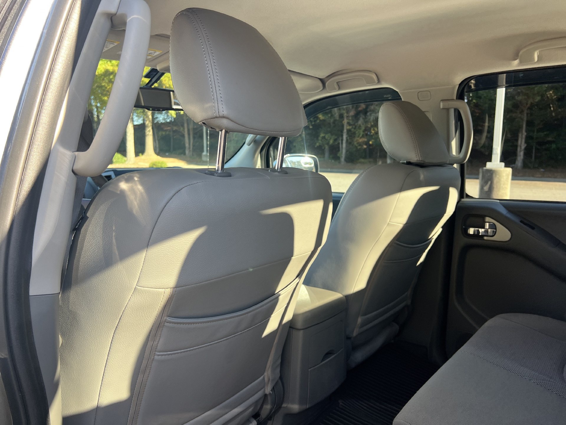 Used 2019 Nissan Frontier SV w/ Value Truck Package RWD image 16