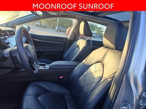Used 2018 Toyota Camry XLE w/ Audio Package FWD image 6