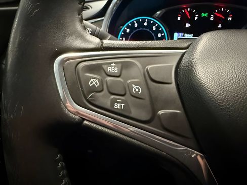 Used 2016 Chevrolet Malibu LT FWD image 18