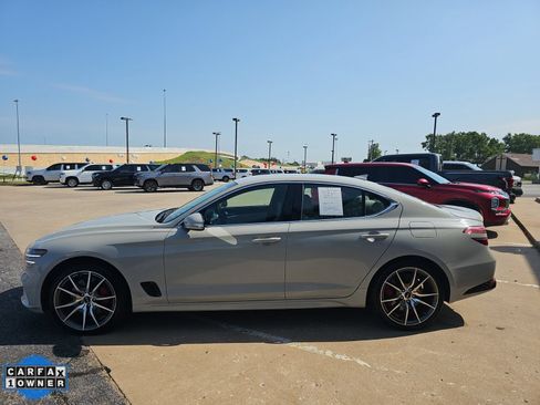 Used 2025 Genesis G70 2.5T AWD/4WD image 7