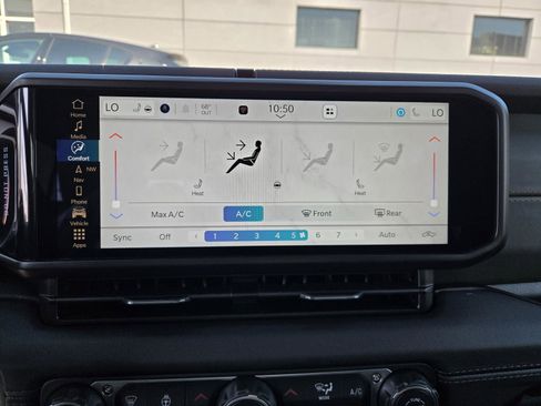 New 2026 Jeep Gladiator Mojave image 10