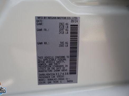 Used 2025 Nissan Altima 2.5 SV FWD image 29