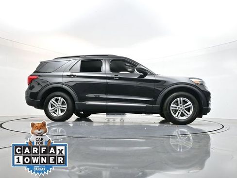 Used 2022 Ford Explorer XLT image 34
