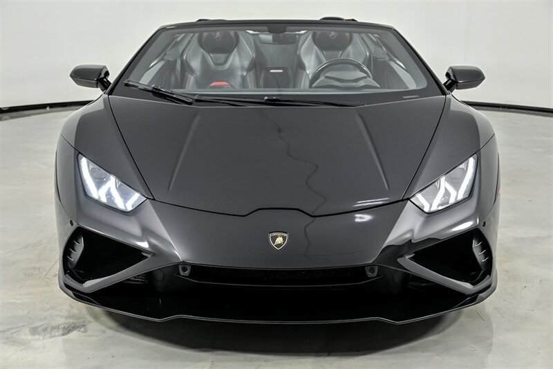 Used 2020 Lamborghini Huracan EVO RWD image 4