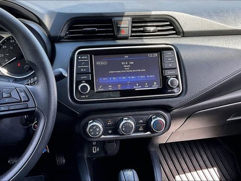 Used 2024 Nissan Versa S w/ S Plus Package image 6