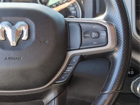 Used 2024 RAM 2500 Tradesman w/ Chrome Appearance Group image 24