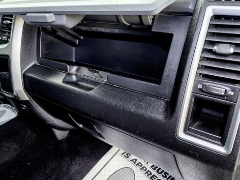 Used 2016 RAM 2500 SLT image 27