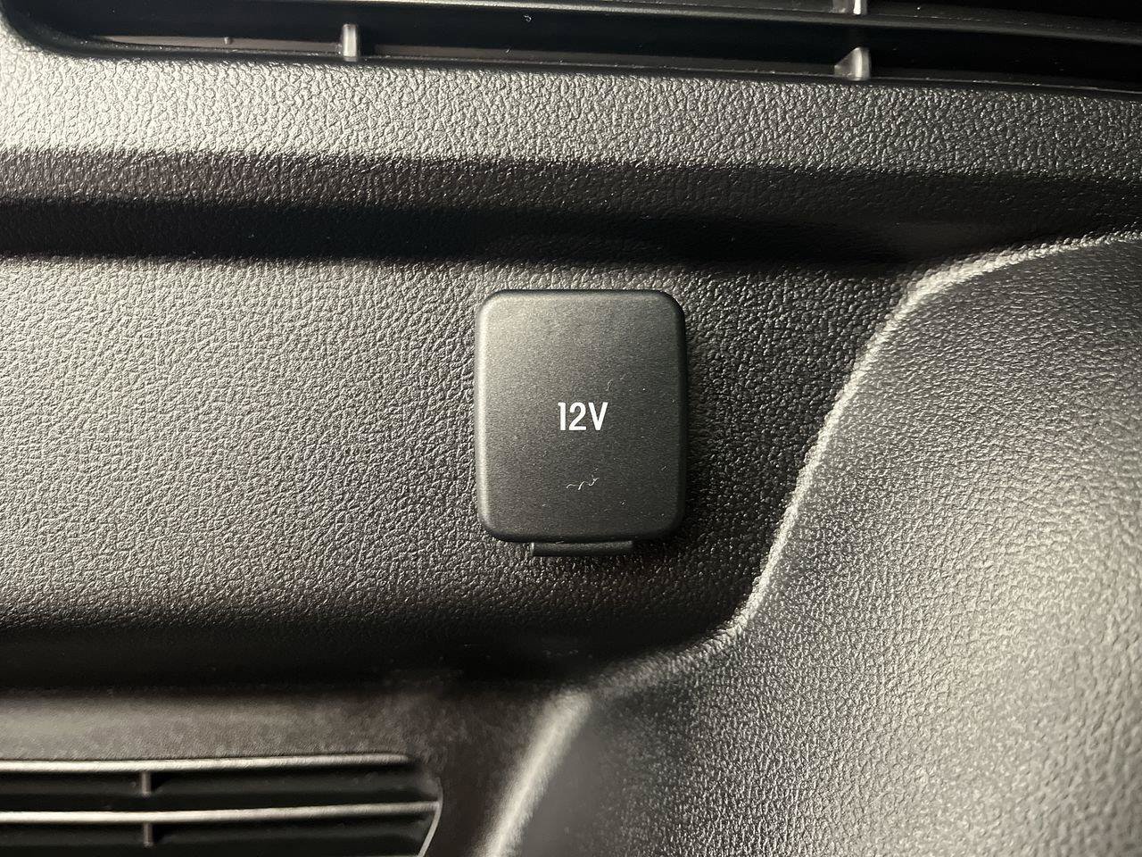 Certified 2023 Ford Escape SE FWD image 28