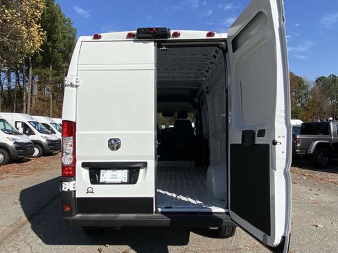Used 2025 RAM ProMaster 2500 image 36