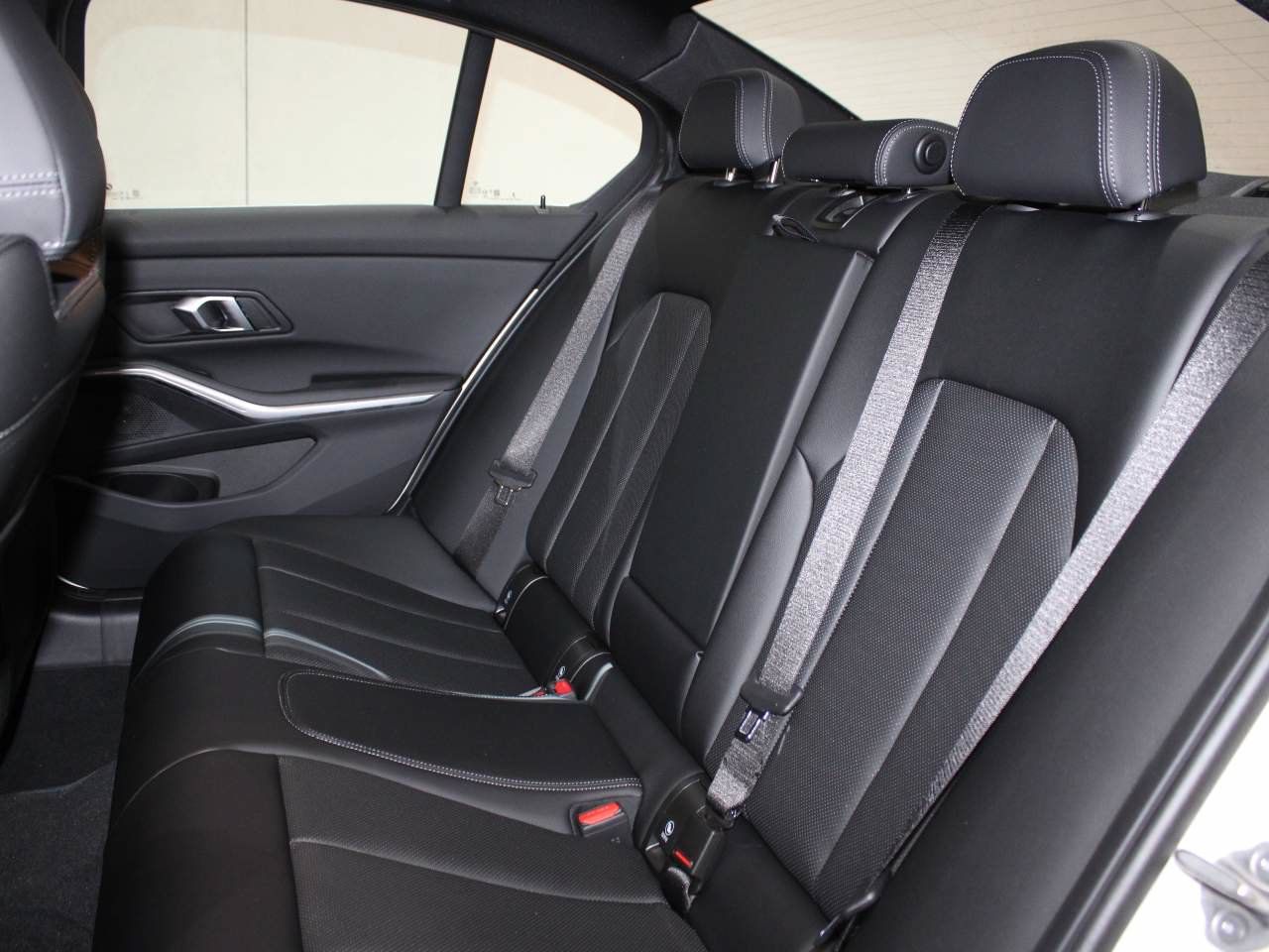 Certified 2026 BMW 330i Sedan RWD image 17