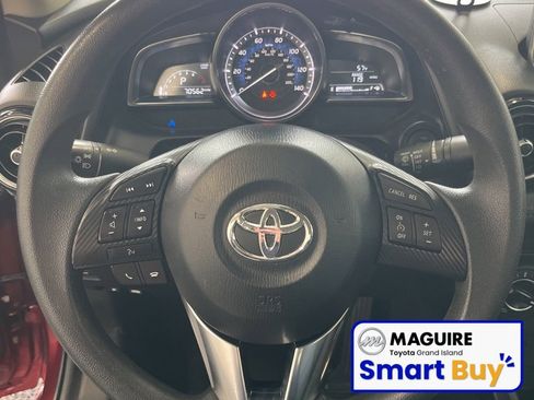 Used 2017 Toyota Yaris iA image 5