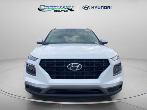 New 2026 Hyundai Venue SE image 3