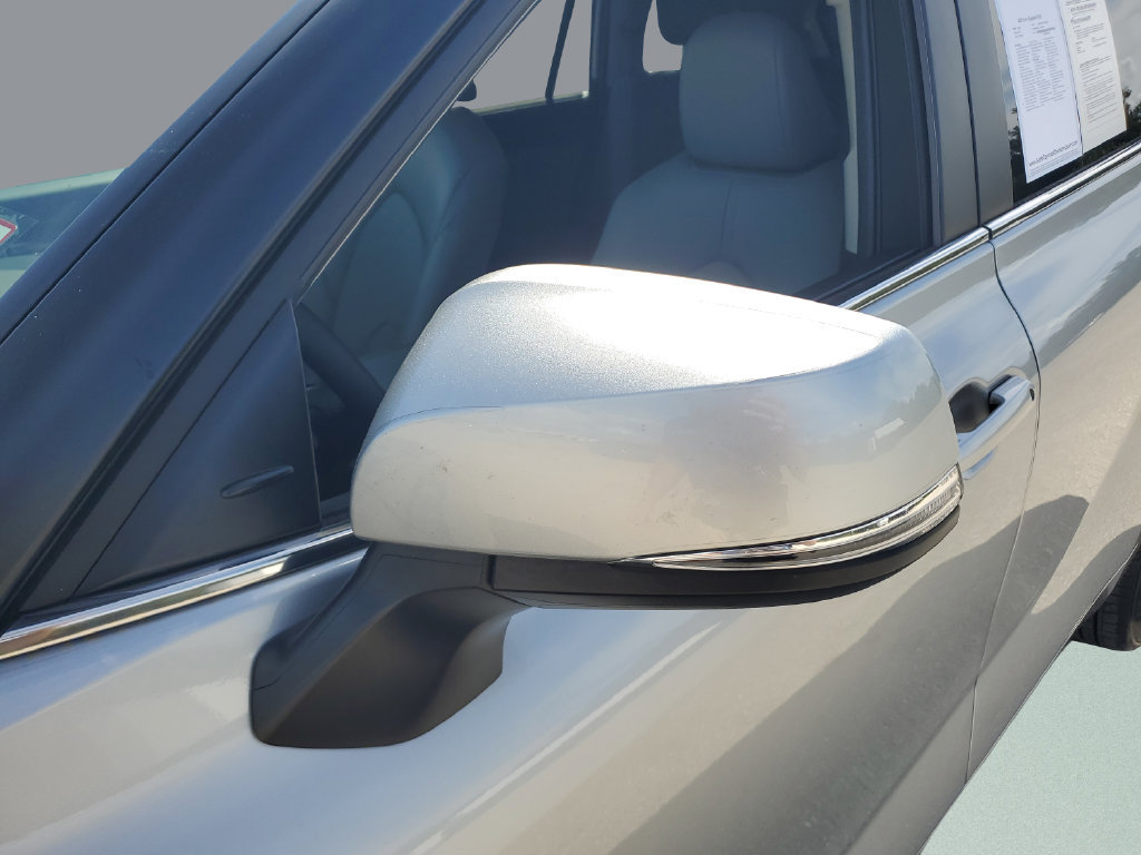 Used 2025 Toyota Highlander XLE AWD/4WD image 27