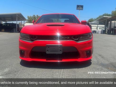 Used 2022 Dodge Charger Scat Pack w/ Navigation & Travel Group RWD image 2