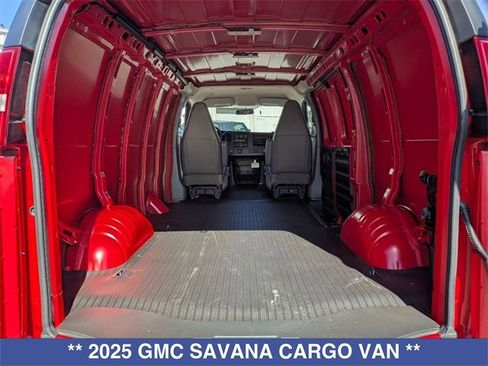 New 2025 GMC Savana 3500 image 20
