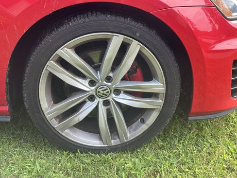 Used 2017 Volkswagen GTI S FWD image 7