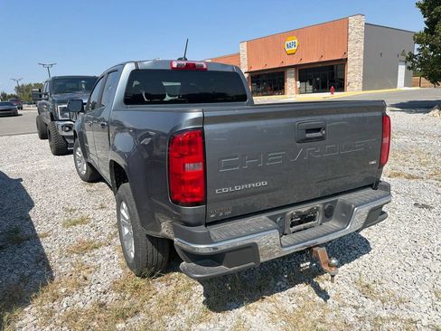 Used 2022 Chevrolet Colorado LT w/ Chrome Appearance Package RWD image 7
