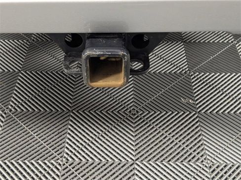 Certified 2021 Chevrolet Silverado 1500 Custom image 24