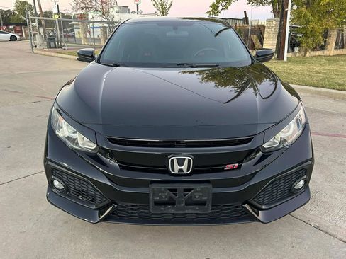 Used 2018 Honda Civic Si image 3