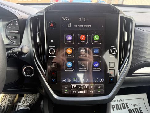 Used 2025 Subaru Forester Premium image 33