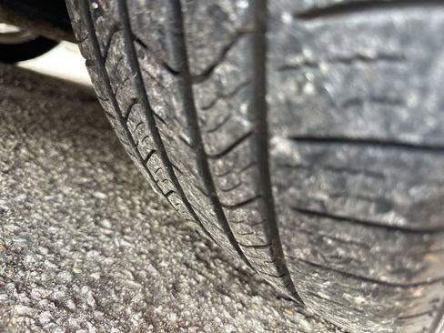 Used 2020 Toyota Camry LE image 13