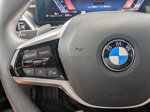 Used 2025 BMW 230i Coupe w/ Convenience Package RWD image 15
